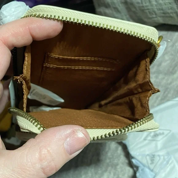 Fossil neutral multi colored crossbody Sofia phone bag - Picture 10 of 12